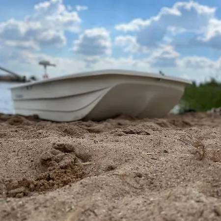 Oskar 100m Entfernung Zum See/strand *