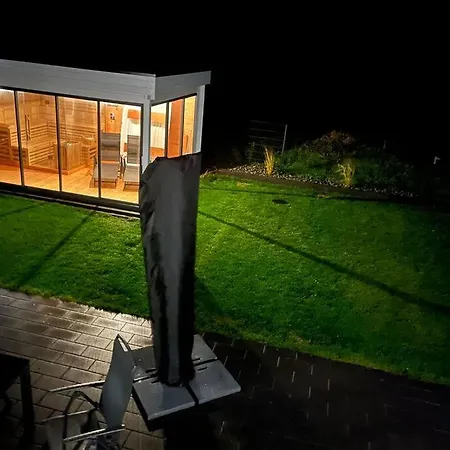 בית נופש Oskar 100m Entfernung Zum See/strand Lobnitz (Saxony)